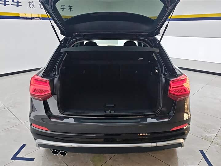 Фото 4 - Audi Q2L