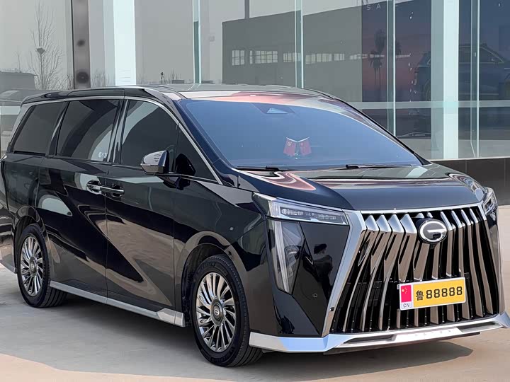 Фото 3 - GAC Trumpchi M8