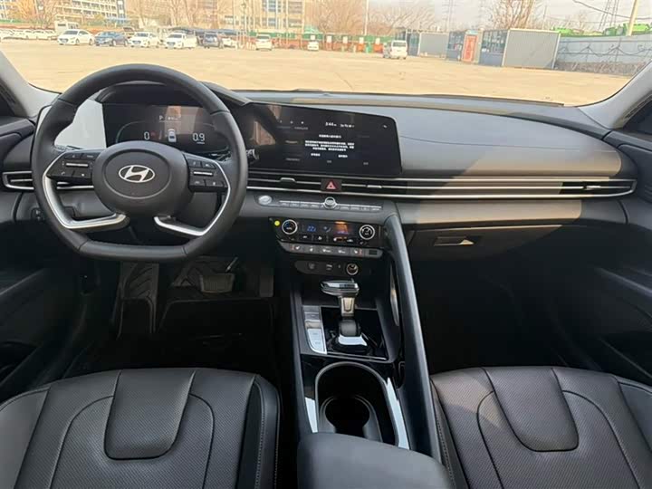 Фото 4 - Hyundai Elantra N line