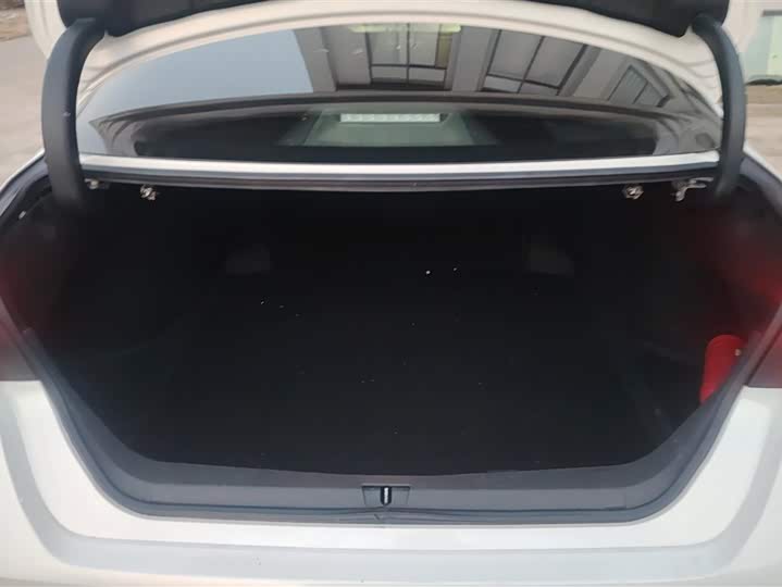 Фото 4 - Toyota Avalon