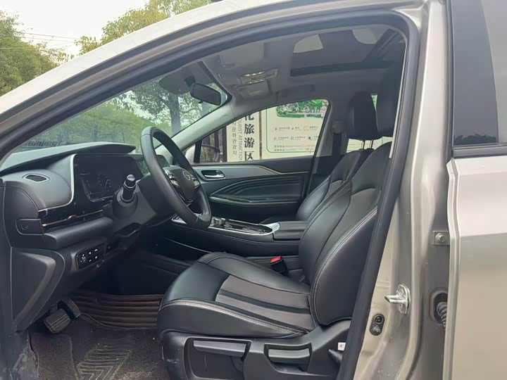 Фото 4 - GAC Aion S