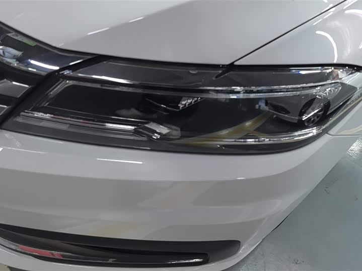 Фото 5 - Volkswagen Lavida