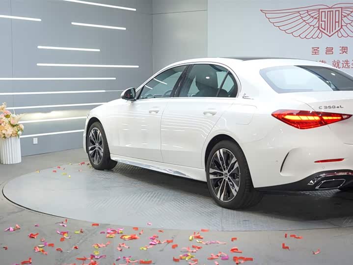 Фото 6 - Mercedes-Benz C-Class Hybrid