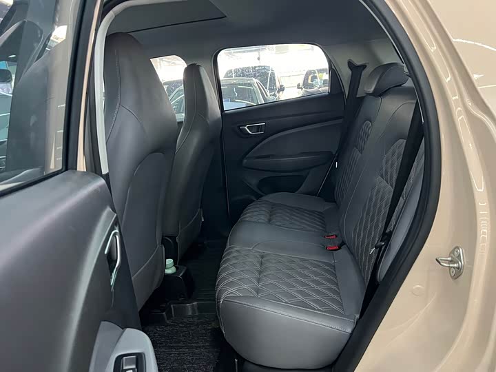 Photo 5 - Leapmotor T03