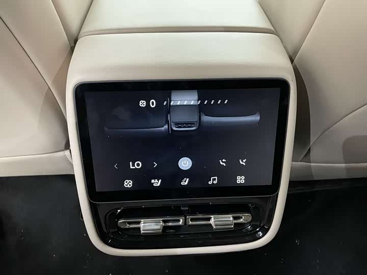 Фото 8 - XPeng F57