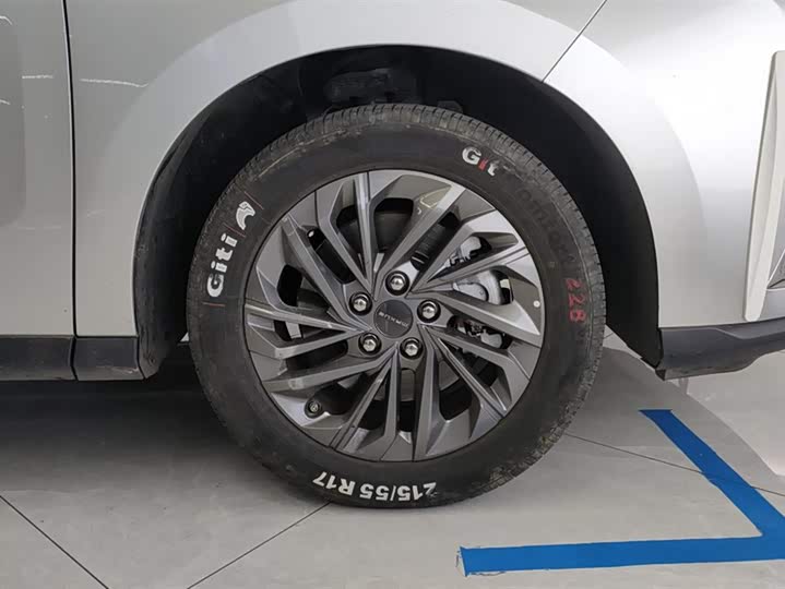 Фото 6 - Maxus G50