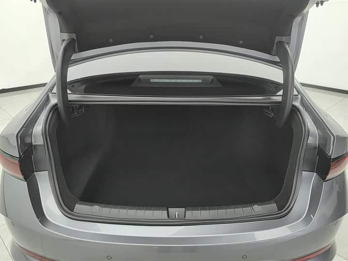 Фото 4 - BYD Qin Plus