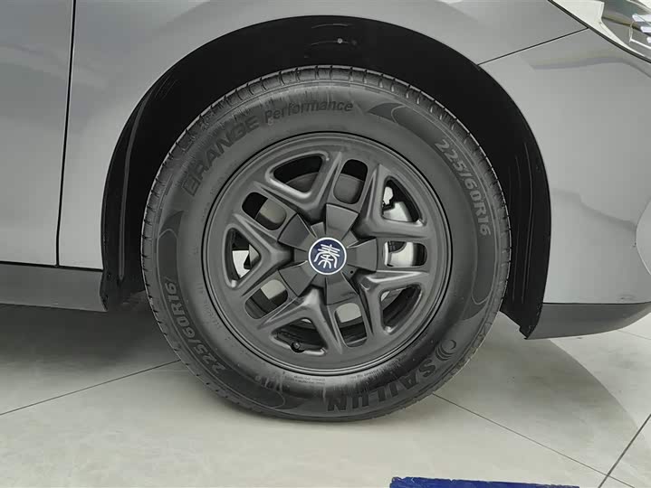 Фото 6 - BYD Qin Plus