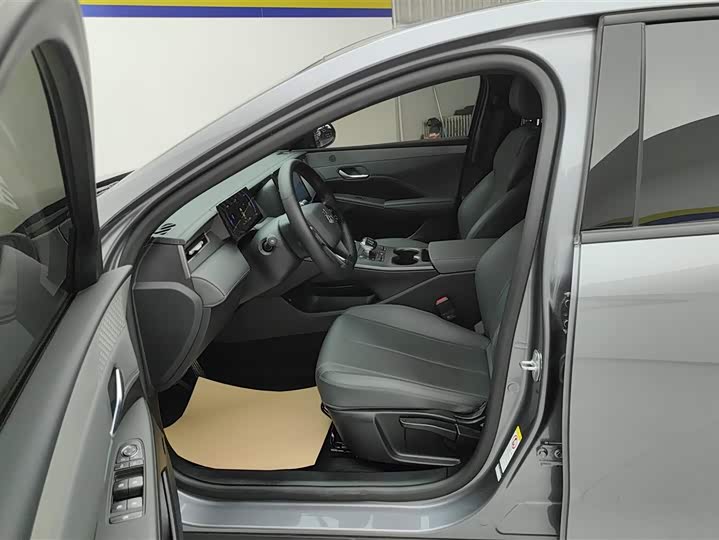 Фото 9 - BYD Qin Plus