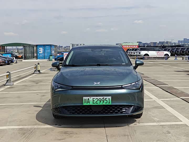 Фото 2 - XPeng P5