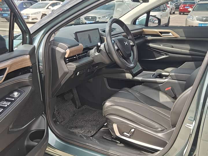 Фото 8 - XPeng P5