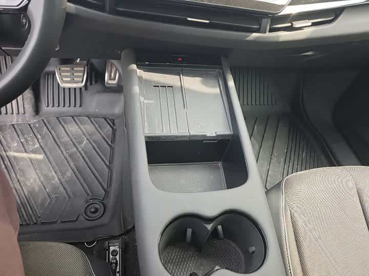 Фото 6 - Volkswagen ID.Unyx