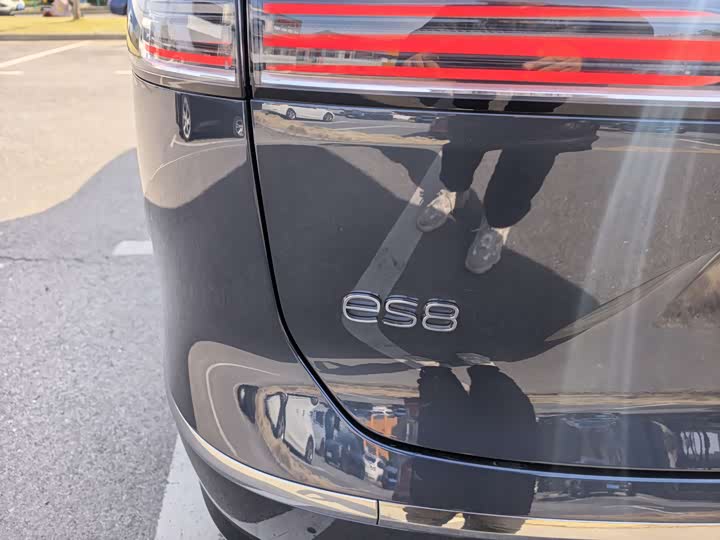 Фото 7 - Nio ES8