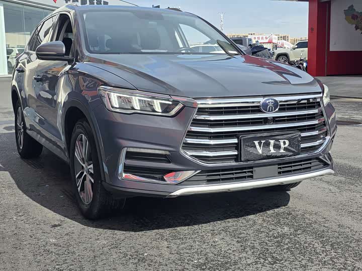 Photo 3 - BYD Song Pro