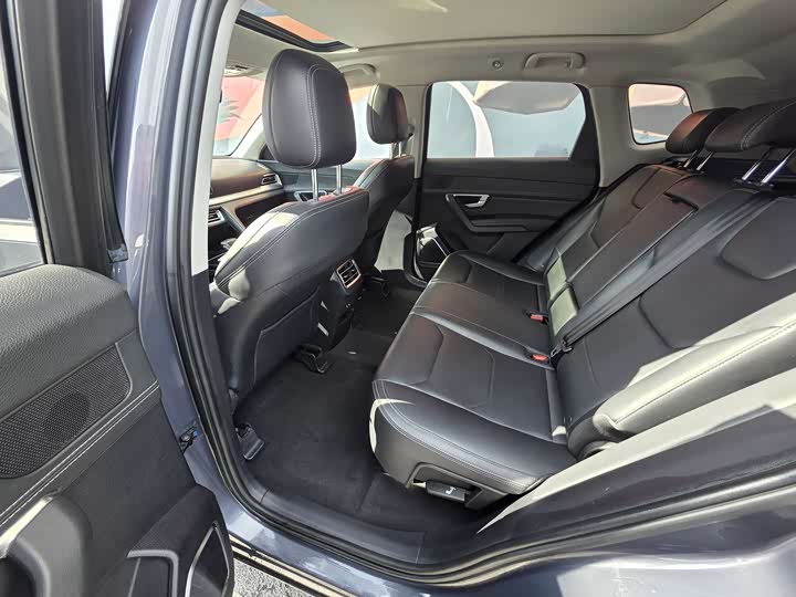 Photo 7 - BYD Song Pro