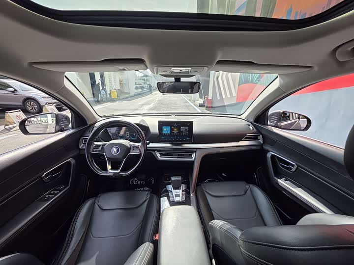 Photo 9 - BYD Song Pro