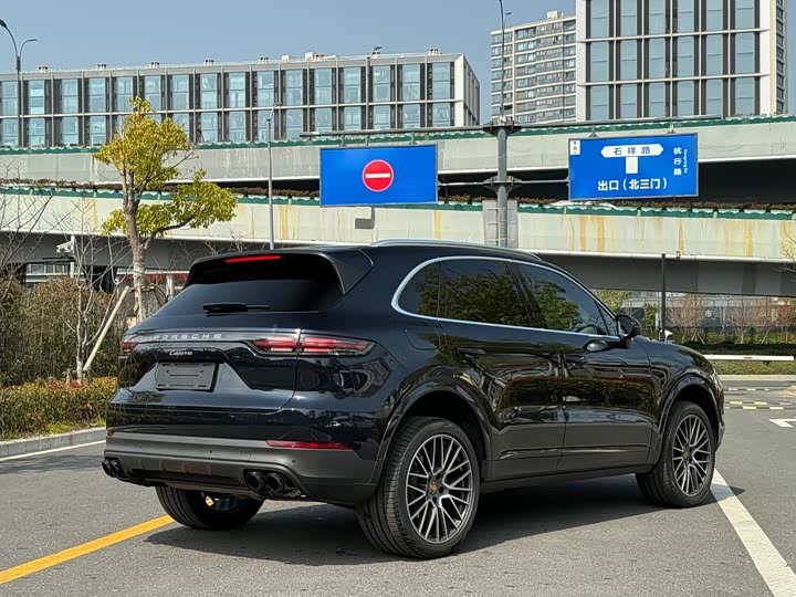 Zdjęcie 5 - Porsche Cayenne