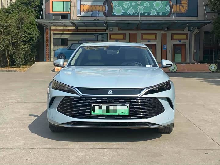 Фото 2 - BYD Qin L