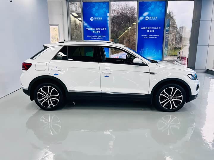 Фото 5 - Volkswagen T-Roc