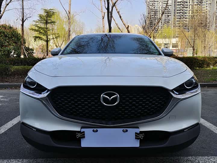 Фото 2 - Mazda CX-30