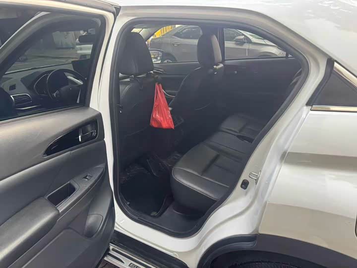 Фото 7 - Mitsubishi Eclipse Cross