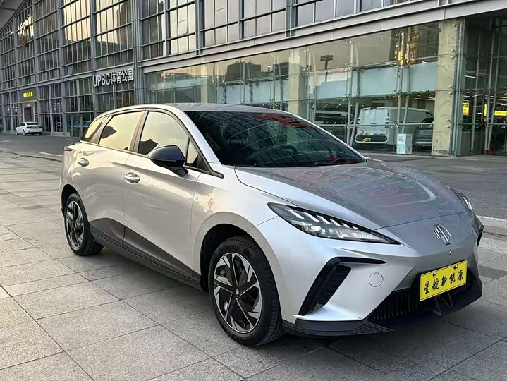 Фото 3 - MG Motor 4 EV