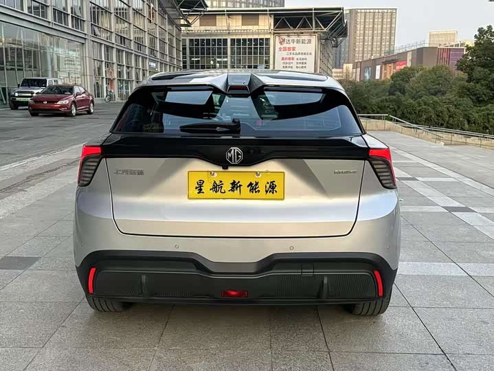 Фото 5 - MG Motor 4 EV