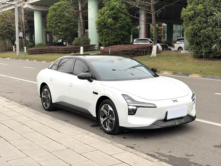 Фото 3 - XPeng Mona M03