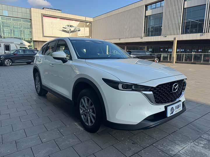 Photo 3 - Mazda CX-5