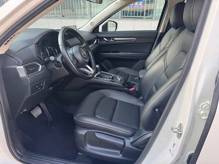 Photo 5 - Mazda CX-5