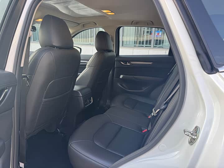 Photo 6 - Mazda CX-5