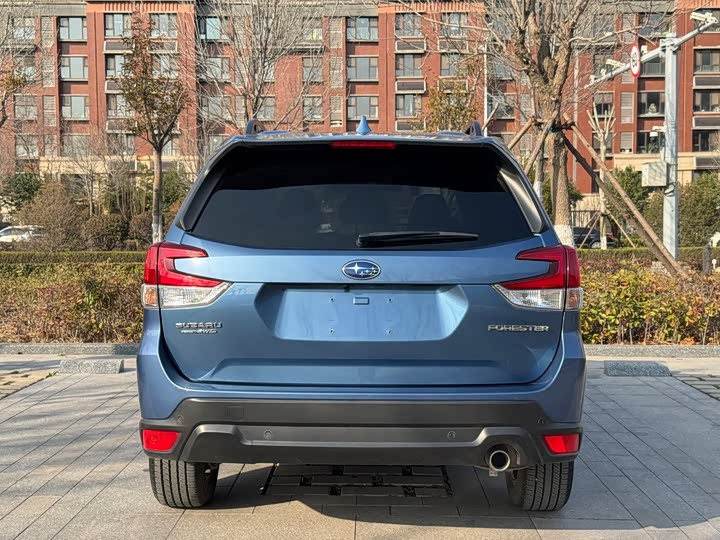 Фото 7 - Subaru Forester