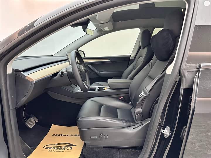 Фото 8 - Tesla Model Y