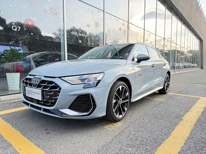 Фото 1 - Audi A3