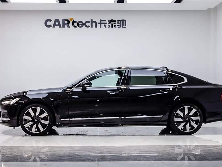 Фото 3 - Volvo S90 Hybrid