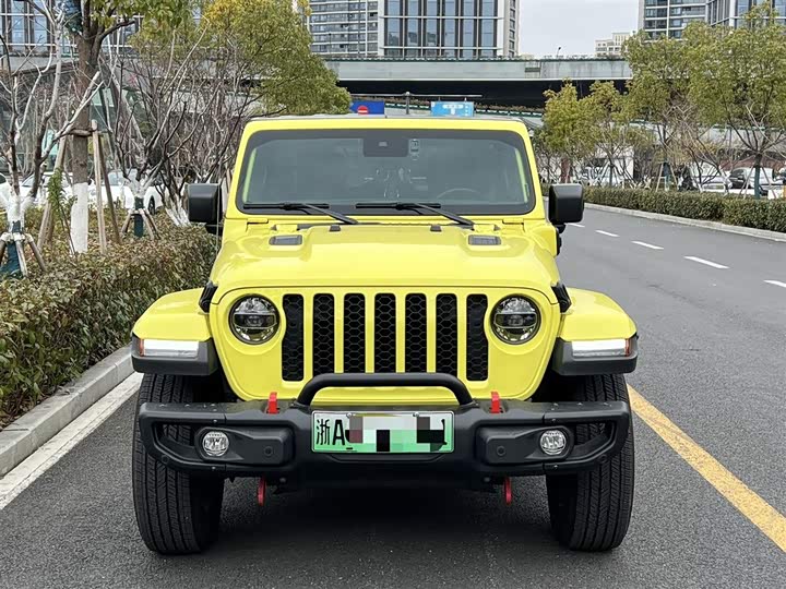 Фото 2 - Jeep Wrangler Hybrid