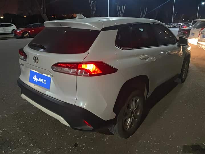 Фото 3 - Toyota Corolla Cross