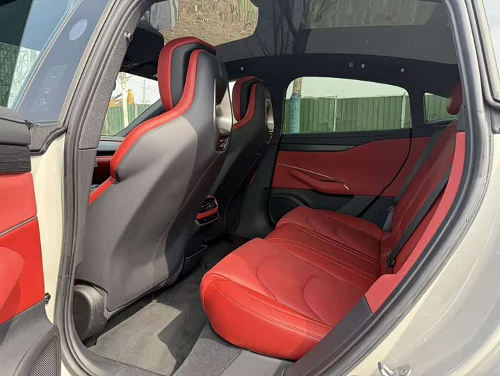 Фото 6 - Xiaomi SU7