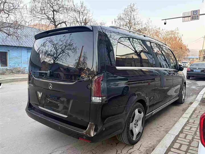 Фото 4 - Mercedes-Benz V-Class