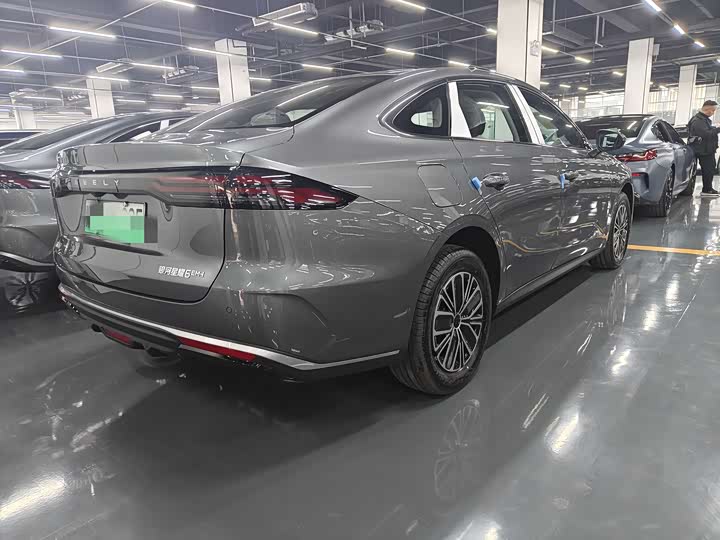 Фото 6 - Geely Galaxy Starshine 6