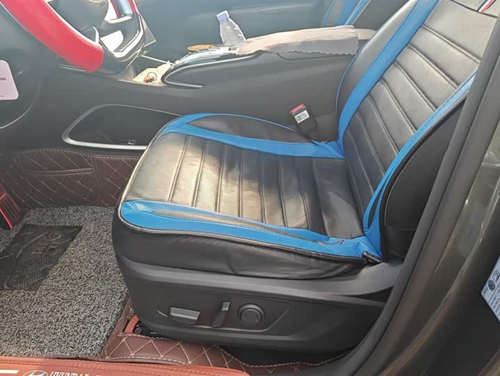 Фото 9 - Hyundai Tucson L