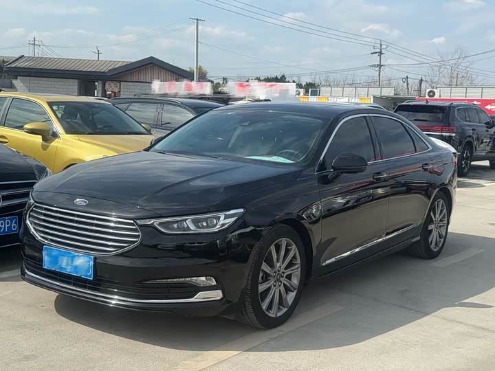 Фото 1 - Ford Taurus