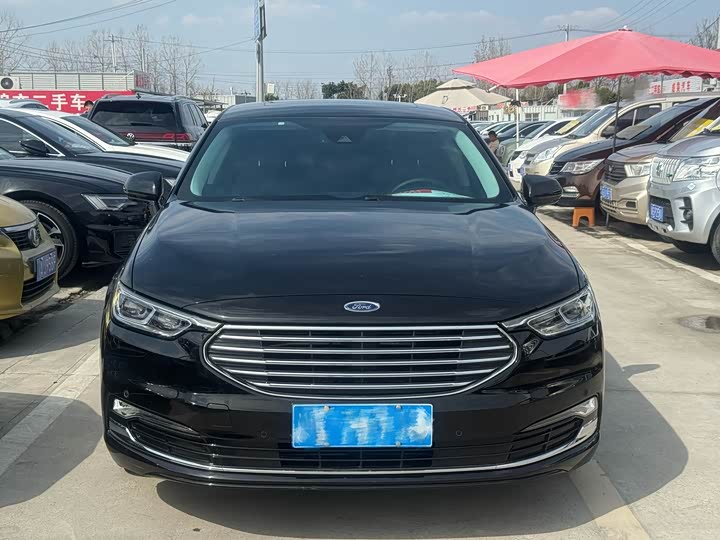 Фото 2 - Ford Taurus