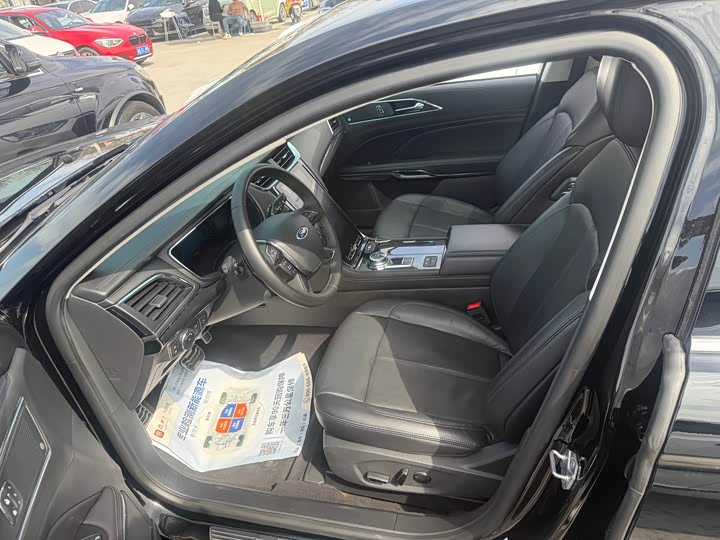 Фото 4 - Ford Taurus