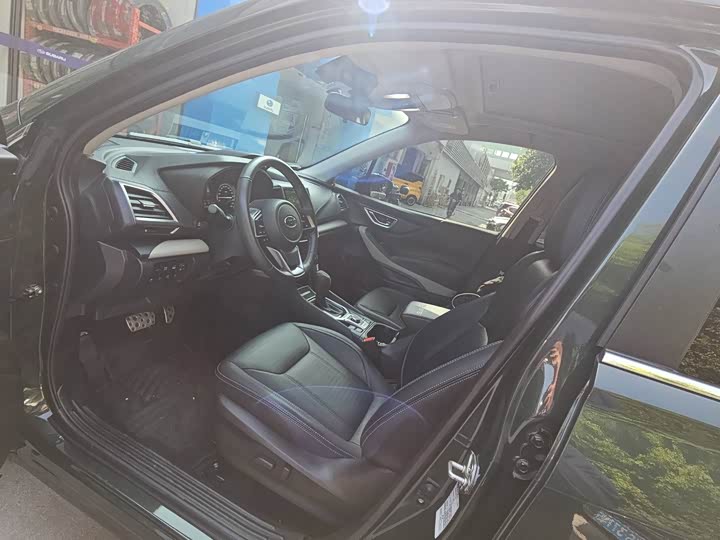 Photo 8 - Subaru Forester