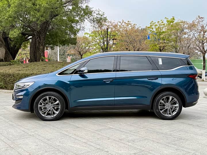 Фото 4 - Geely Jiaji