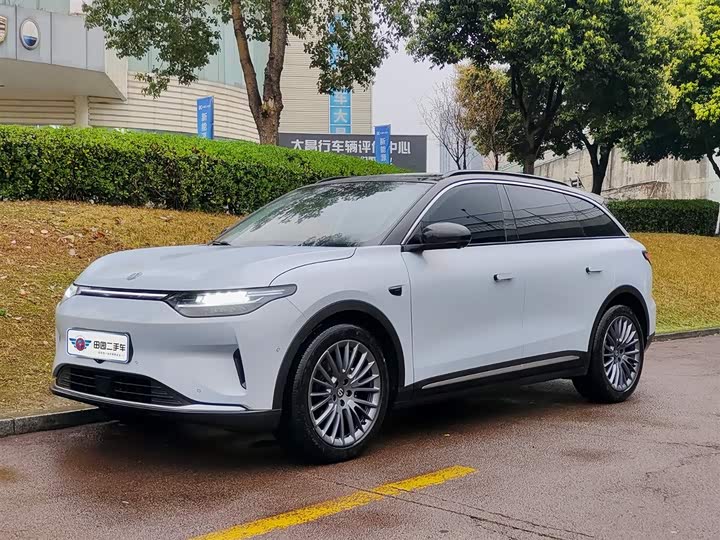 Фото 1 - Leapmotor C11