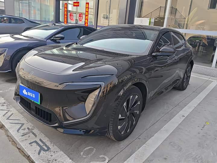 Фото 1 - Avatr 07