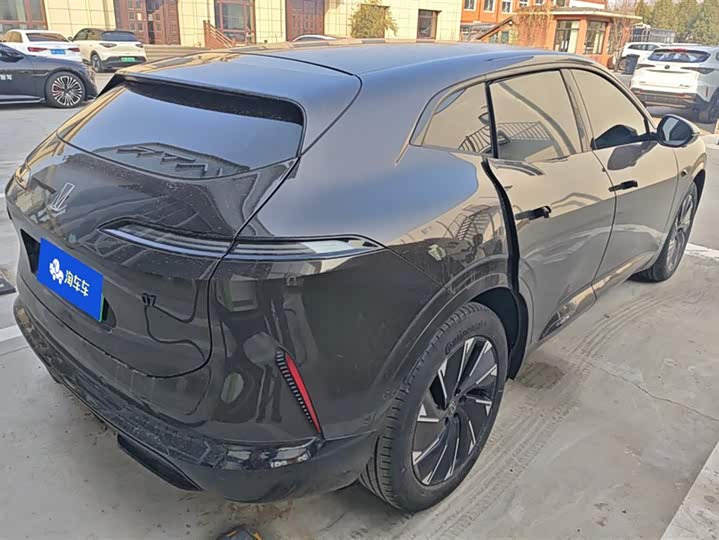 Фото 3 - Avatr 07