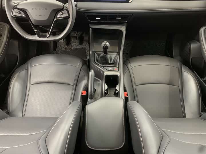 Фото 5 - Roewe i5